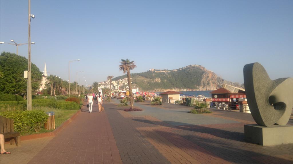 Musti Apart Hotel Alanya Exterior photo